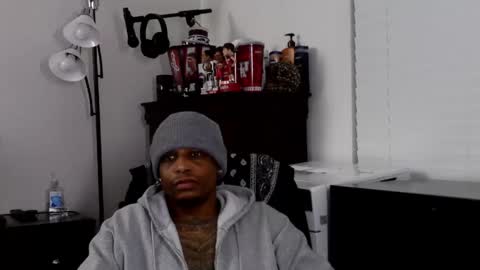 Snapshot of rickavelli chatting on 05-31-26, 02:42 Rick online show from 05-31-26, 02:42
