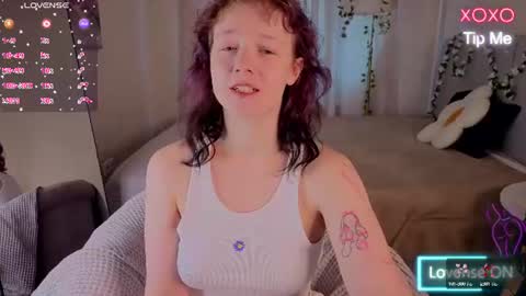 Snapshot of ricki_bloom chatting on 06-14-26, 01:14 Ricki online show from 06-14-26, 01:14
