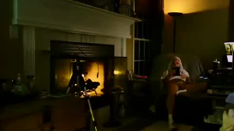 PINK HOLE TWINK online show from 10-15-25, 04:01