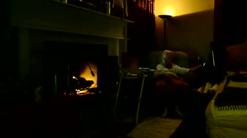 PINK HOLE TWINK online show from 04-21-26, 02:51