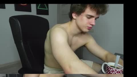 Snapshot of ricky_becko chatting on 10-14-25, 03:24 RICKY BECKO online show from 10-14-25, 03:24