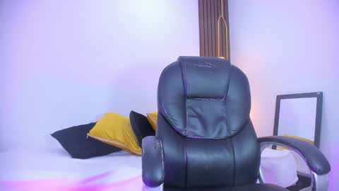 Snapshot of ricky_owens1 chatting on 12-13-24, 02:32 Ricky online show from 12-13-24, 02:32