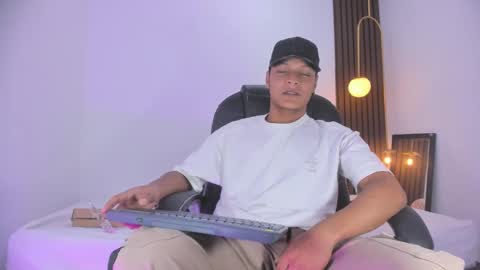 Snapshot of ricky_owens1 chatting on 01-17-25, 09:17 Ricky online show from 01-17-25, 09:17