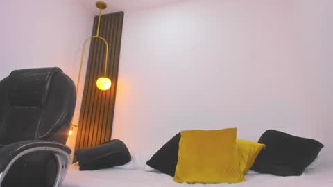 Snapshot of ricky_owens1 chatting on 02-11-25, 11:33 Ricky online show from 02-11-25, 11:33