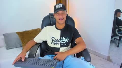 Snapshot of ricky_owens1 chatting on 02-24-25, 07:52 Ricky online show from 02-24-25, 07:52