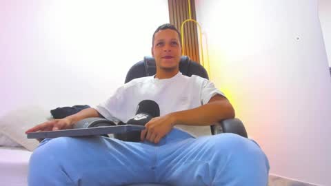 Snapshot of ricky_owens1 chatting on 02-26-25, 06:54 Ricky online show from 02-26-25, 06:54