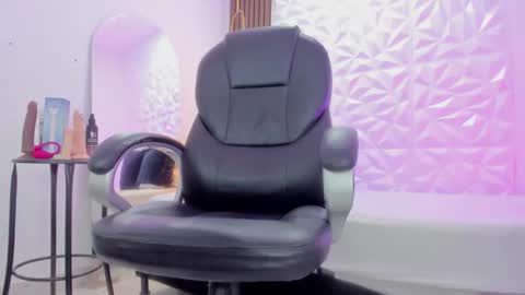 Snapshot of ricky_owens1 chatting on 10-15-25, 03:12 Ricky online show from 10-15-25, 03:12