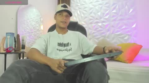 Snapshot of ricky_owens1 chatting on 10-18-25, 01:56 Ricky online show from 10-18-25, 01:56