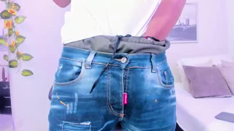 Snapshot of ricky_owens1 chatting on 11-04-25, 09:25 Ricky online show from 11-04-25, 09:25