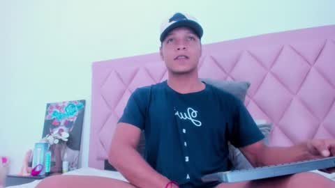 Snapshot of ricky_owens1 chatting on 11-29-25, 03:59 Ricky online show from 11-29-25, 03:59