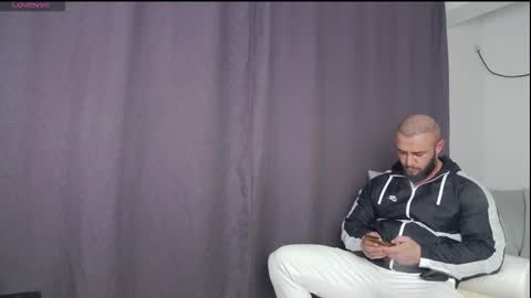 Snapshot of rickymiami1 chatting on 10-28-25, 06:21 rickymiami1 online show from 10-28-25, 06:21