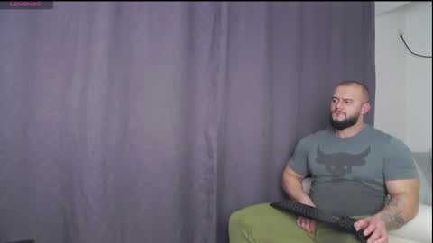 rickymiami1 online show from 12-01-25, 06:35