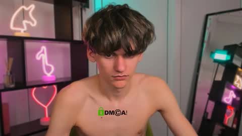 Rico online show from 03-15-26, 07:42