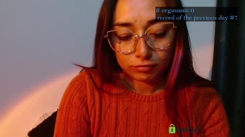 Snapshot of ricocandy chatting on 09-28-25, 03:45 Candy online show from 09-28-25, 03:45