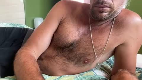 Snapshot of rifraf1986 chatting on 08-03-26, 10:21 rifraf1986 online show from 08-03-26, 10:21