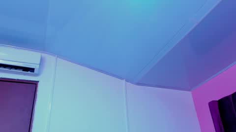 Snapshot of rihanna_hotx chatting on 09-28-25, 04:56 Rihanna hotx online show from 09-28-25, 04:56