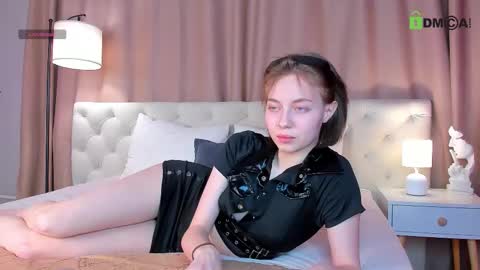 rihanna_walker online show from 11-16-25, 01:22