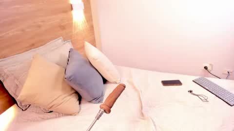 Sara online show from 04-24-26, 10:39