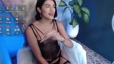 rihanna online show from 12-17-25, 03:18