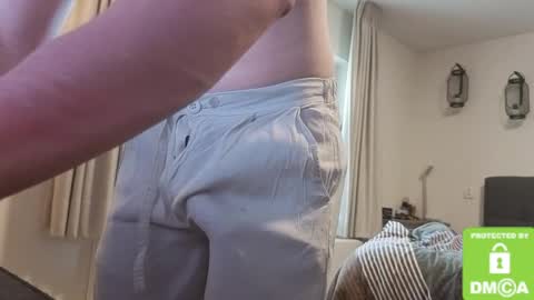 Snapshot of rikwillems chatting on 04-12-26, 03:17 pukwillems online show from 04-12-26, 03:17