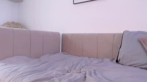 Riley online show from 01-31-25, 02:26