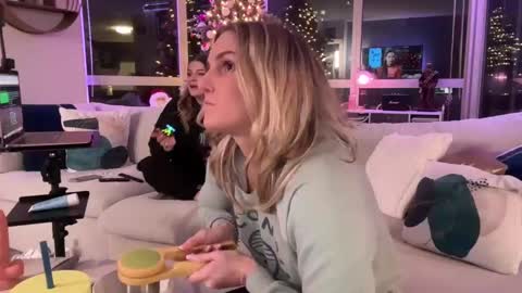 riley depp online show from 02-03-25, 12:04