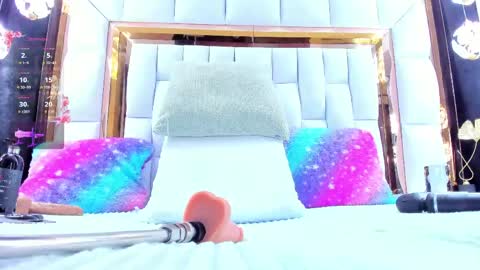 Riley online show from 04-25-26, 01:41