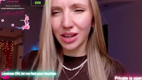 Rina Asty online show from 11-29-25, 06:55