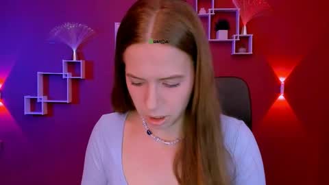Snapshot of rina_gold_ chatting on 05-20-26, 07:36 Rina online show from 05-20-26, 07:36