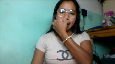rinah856024 online show from 06-12-26, 07:18