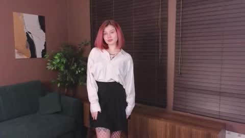 Snapshot of rinataven chatting on 11-11-25, 03:23 Rina online show from 11-11-25, 03:23