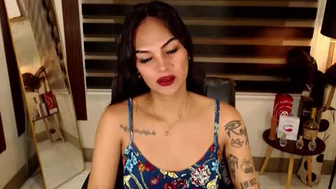 Snapshot of ririmoorets chatting on 01-06-26, 10:19 riri online show from 01-06-26, 10:19