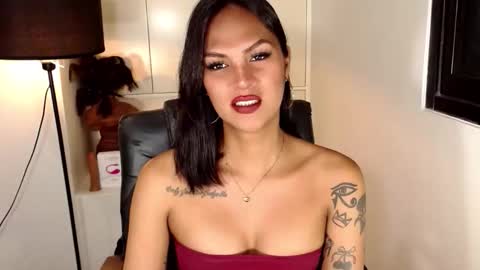 Snapshot of ririmoorets chatting on 02-21-26, 09:43 riri online show from 02-21-26, 09:43