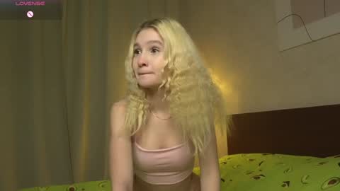 Flora online show from 01-30-25, 11:24