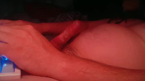 Snapshot of riskyjizznessss chatting on 06-26-26, 02:05 riskyjizznessss online show from 06-26-26, 02:05