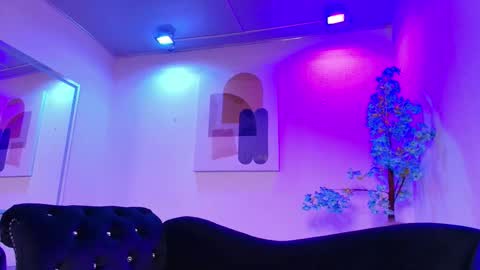 Ritsuka online show from 11-19-25, 08:36