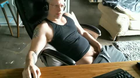 Julian online show from 01-19-25, 05:49