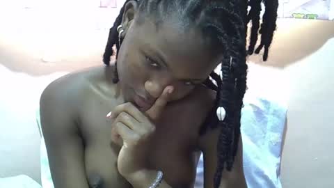 Snapshot of riyan_sexy chatting on 09-18-25, 10:39 riyan online show from 09-18-25, 10:39