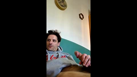 rizzo1980682473 online show from 04-23-26, 04:09