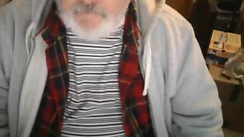 Snapshot of rndmronnie chatting on 12-03-24, 09:45 Ron Rodan online show from 12-03-24, 09:45