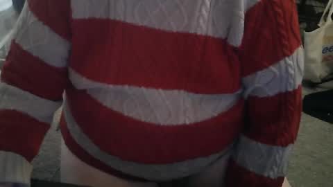 Snapshot of rndmronnie chatting on 10-13-25, 06:19 Ron Rodan online show from 10-13-25, 06:19