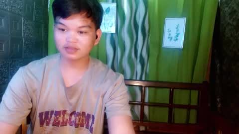 Snapshot of rnl_cum chatting on 12-25-24, 07:56 RICH MY GOAL online show from 12-25-24, 07:56