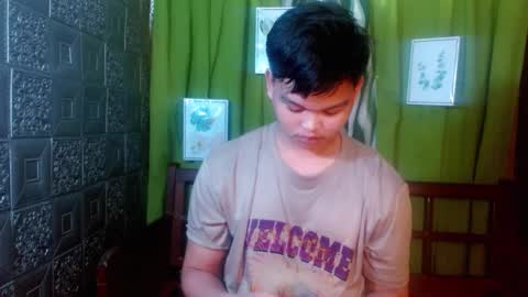 Snapshot of rnl_cum chatting on 12-26-24, 05:58 RICH MY GOAL online show from 12-26-24, 05:58