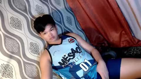 Snapshot of rnl_cum chatting on 01-20-25, 01:39 RICH MY GOAL online show from 01-20-25, 01:39