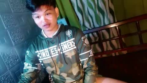 Snapshot of rnl_cum chatting on 01-27-25, 04:33 RICH MY GOAL online show from 01-27-25, 04:33