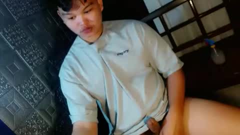 Snapshot of rnl_cum chatting on 09-18-25, 07:10 RICH MY GOAL online show from 09-18-25, 07:10