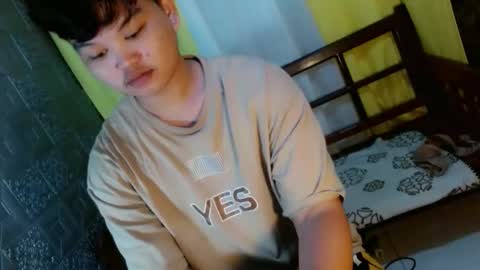 Snapshot of rnl_cum chatting on 10-13-25, 02:11 RICH MY GOAL online show from 10-13-25, 02:11