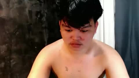 Snapshot of rnl_cum chatting on 10-16-25, 04:57 RICH MY GOAL online show from 10-16-25, 04:57