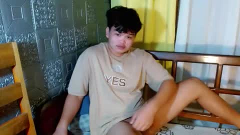 Snapshot of rnl_cum chatting on 10-18-25, 07:58 RICH MY GOAL online show from 10-18-25, 07:58