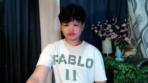 Snapshot of rnl_cum chatting on 10-27-25, 03:43 RICH MY GOAL online show from 10-27-25, 03:43